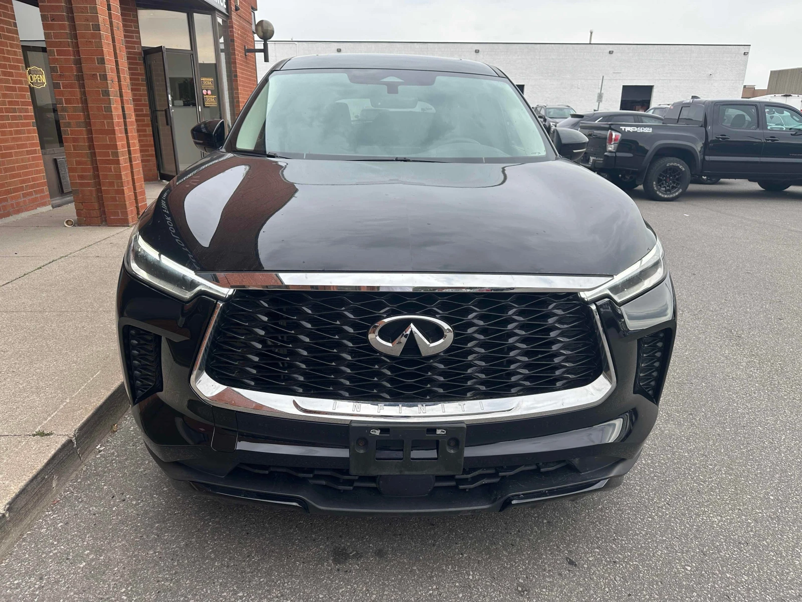 Infiniti QX60 * PURE * АВТОКРЕДИТ БЕЗ ПЪРВОНАЧАЛНА ВНОСКА* , снимка 6 - Автомобили и джипове - 55847933