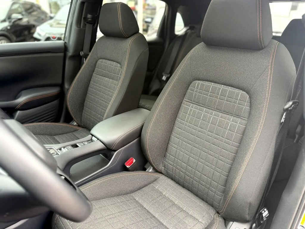 Honda Hr-v Sport * АвтоКредит * (ЦЕНА ДО БГ), снимка 8 - Автомобили и джипове - 56251669
