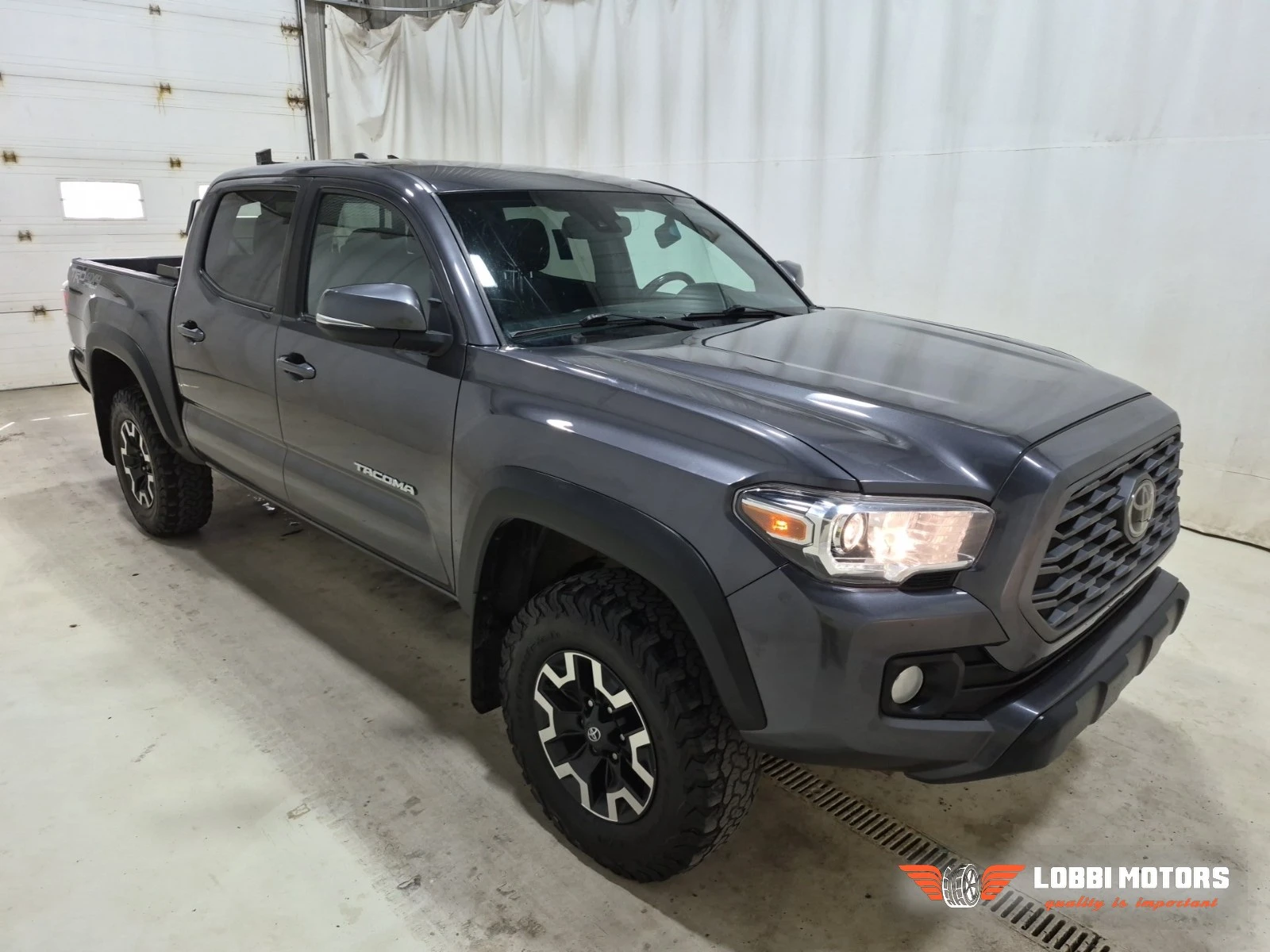 Toyota Tacoma, снимка 2 - Автомобили и джипове - 56295855