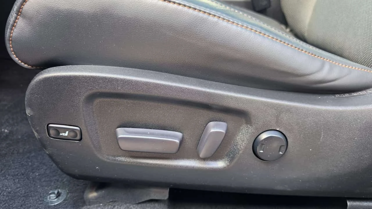 Toyota Highlander * 3.5 Hybrid AWD Hybrid Limited * CARFAX * 7 ����� | Mobile.bg � ����������� 17