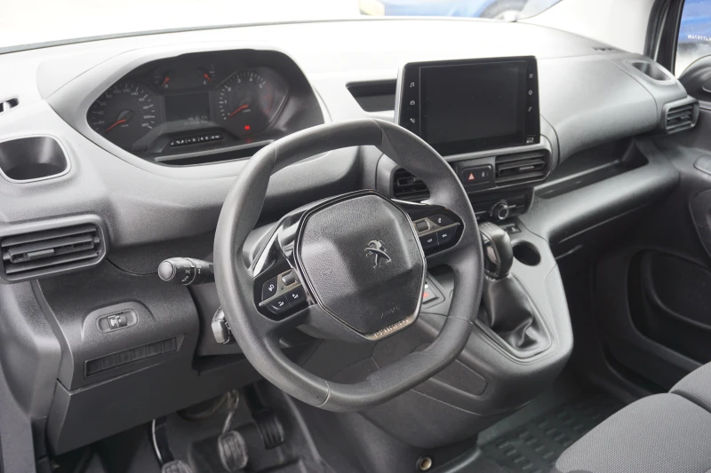 Peugeot Partner Maxi/L2/H1/Камера 360/Навигация/EURO6, снимка 14 - Бусове и автобуси - 48966702