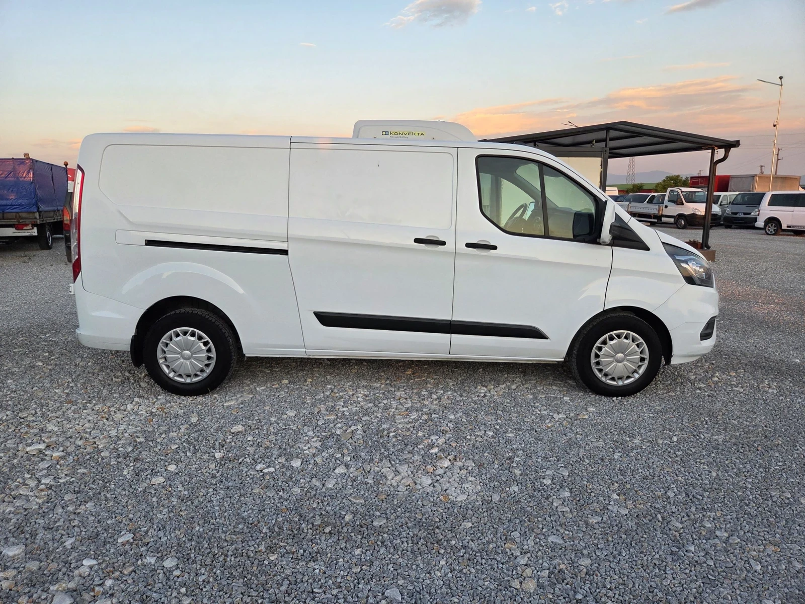 Ford Transit ХЛАДИЛЕН, ЕВРО 6, ДВЕ СТРАНИЧНИ, КЛИМА - изображение 6