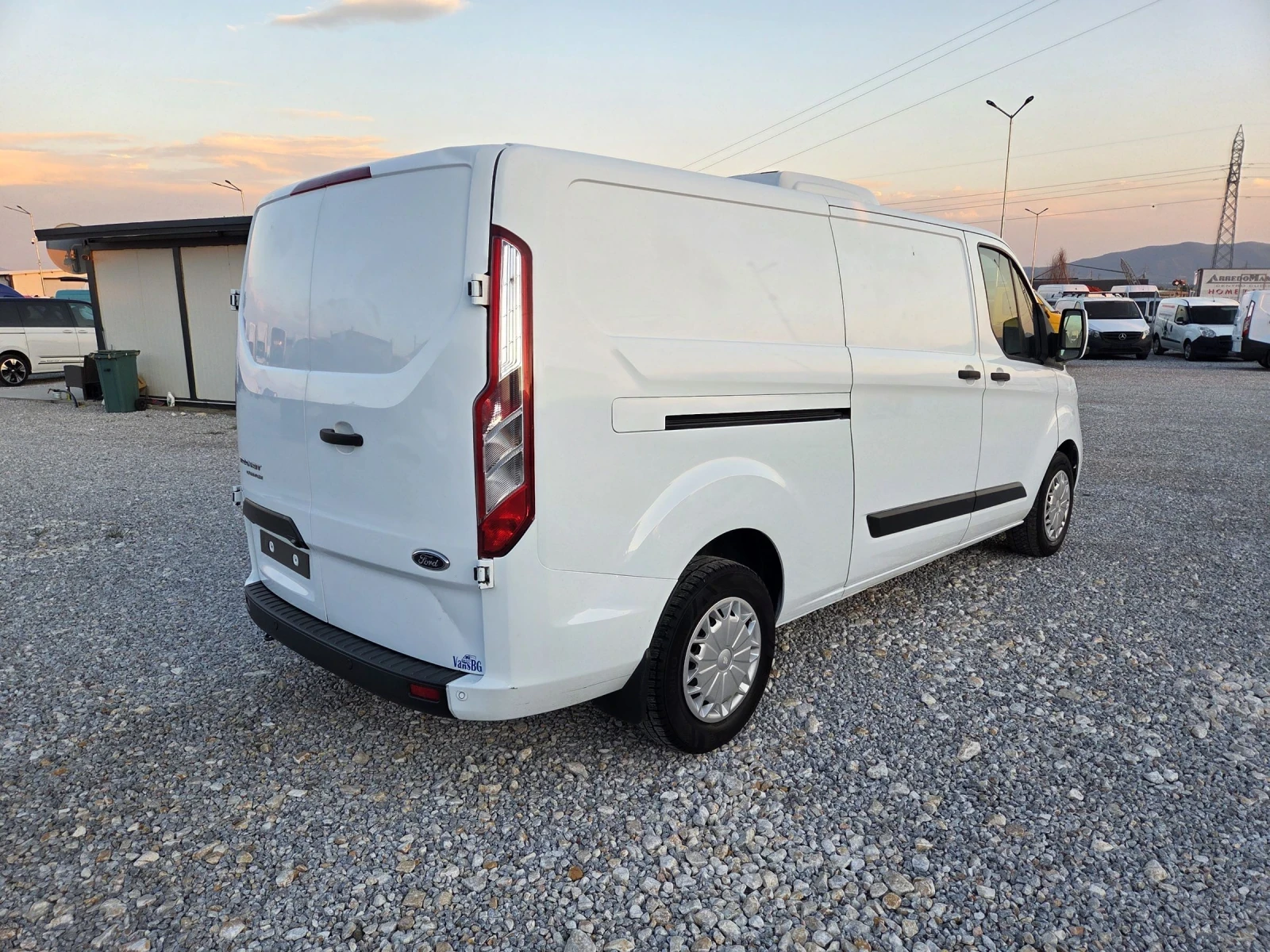 Ford Transit ХЛАДИЛЕН, ЕВРО 6, ДВЕ СТРАНИЧНИ, КЛИМА - изображение 5