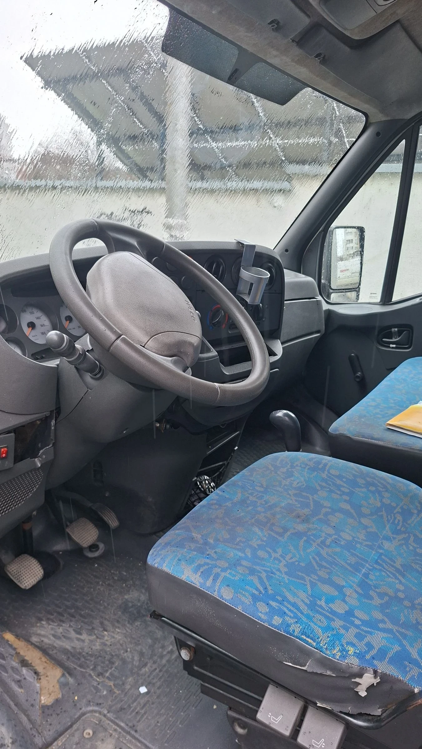 Iveco 2.8 35С13 - изображение 8