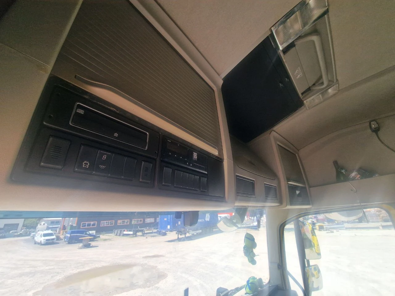 Volvo Fh, снимка 9 - Камиони - 54709795