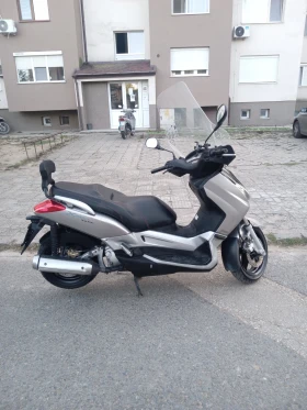  Yamaha X-max