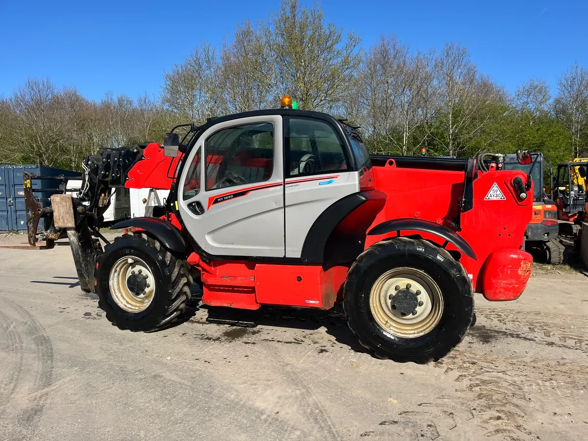 Телескопични товарачи Manitou MT 1840, снимка 10 - Индустриална техника - 55027034