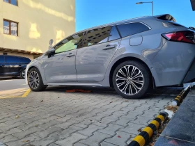 Toyota Corolla 2.0 Hybrid Luxury - Гаранция, снимка 10
