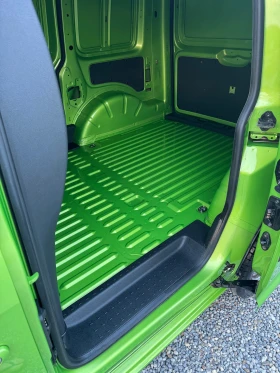VW Caddy 2.0TDI 4-Motion * Климатик* Товарно * Германия, снимка 8