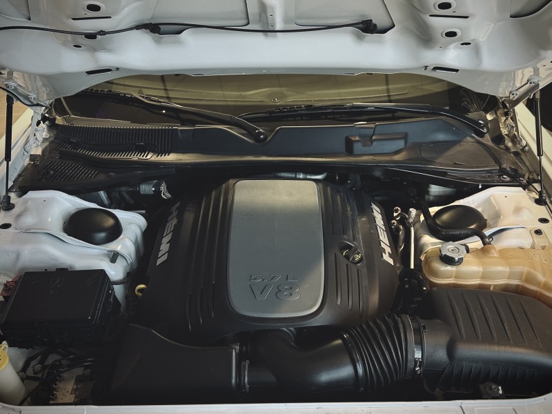 Dodge Challenger V8 Hemi 5.7L SRT Wide Body Kit, снимка 12 - Автомобили и джипове - 43816194