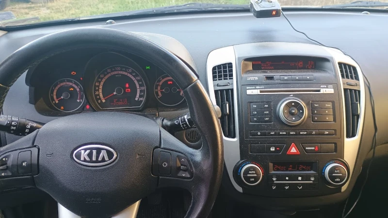 Kia Ceed 1.4 eco dynamik, снимка 9 - Автомобили и джипове - 47022187