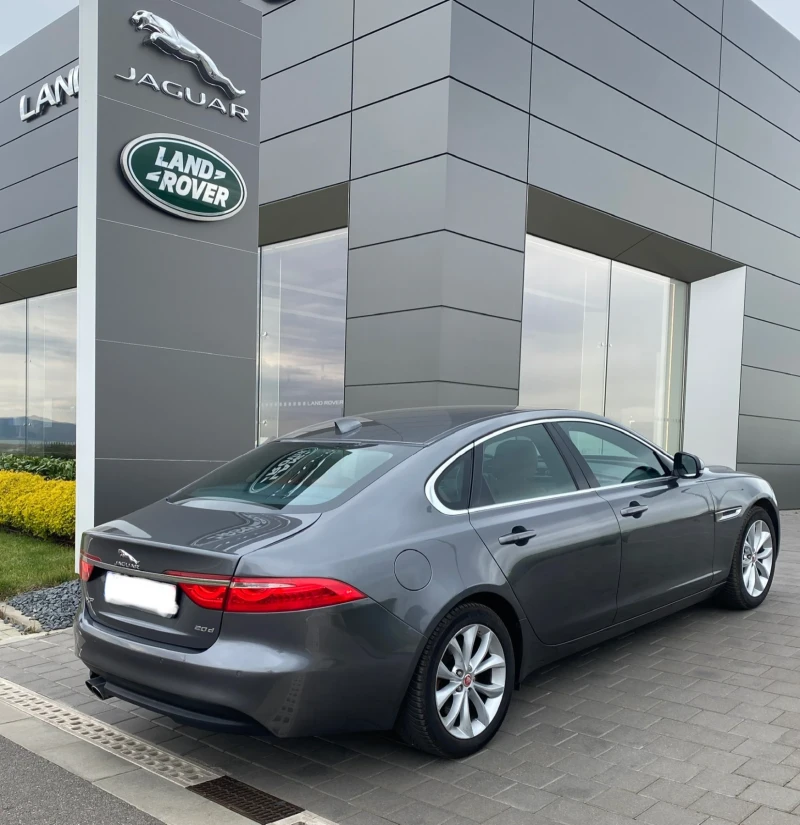 Jaguar Xf 2.0D, снимка 4 - Автомобили и джипове - 47352541