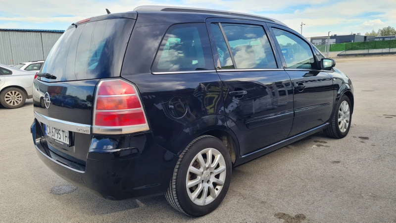 Opel Zafira, снимка 4 - Автомобили и джипове - 47535845