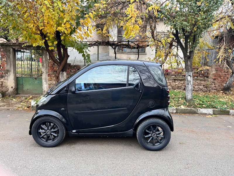 Smart Fortwo, снимка 4 - Автомобили и джипове - 47947313