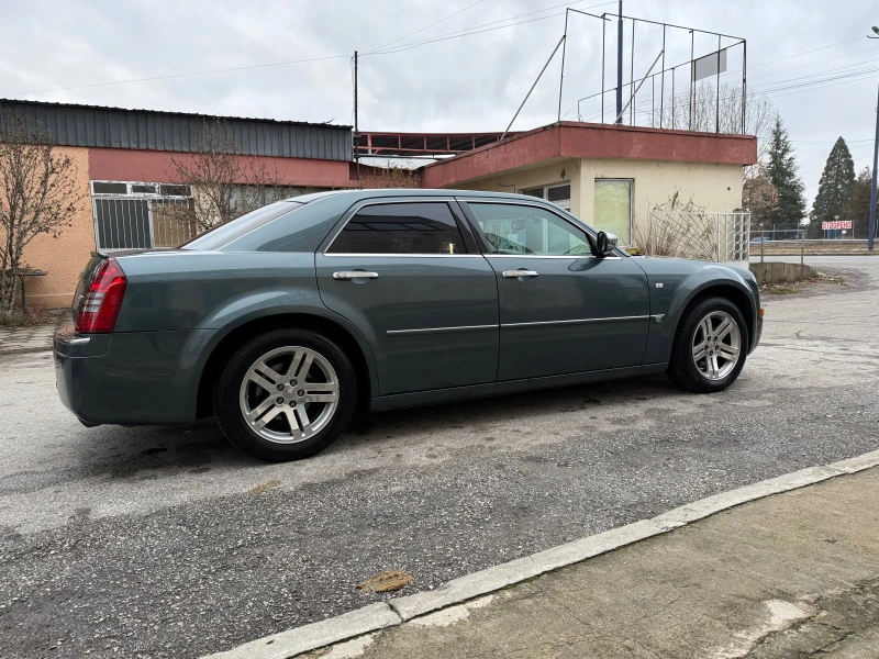 Chrysler 300c 3.5 i Luxury, снимка 4 - Автомобили и джипове - 48254066