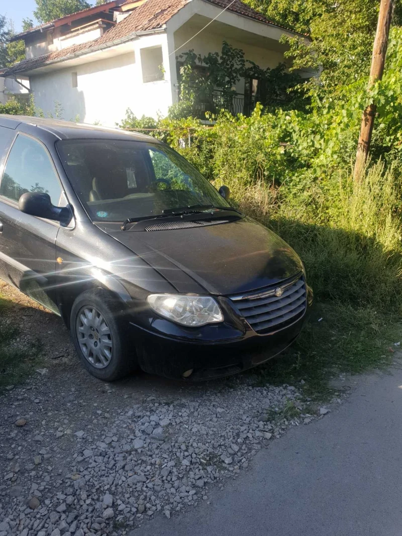 Chrysler Voyager 2.8crd, снимка 1 - Автомобили и джипове - 48604772