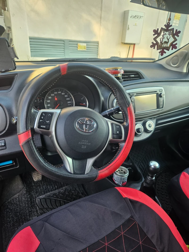 Toyota Yaris, снимка 5 - Автомобили и джипове - 53488220