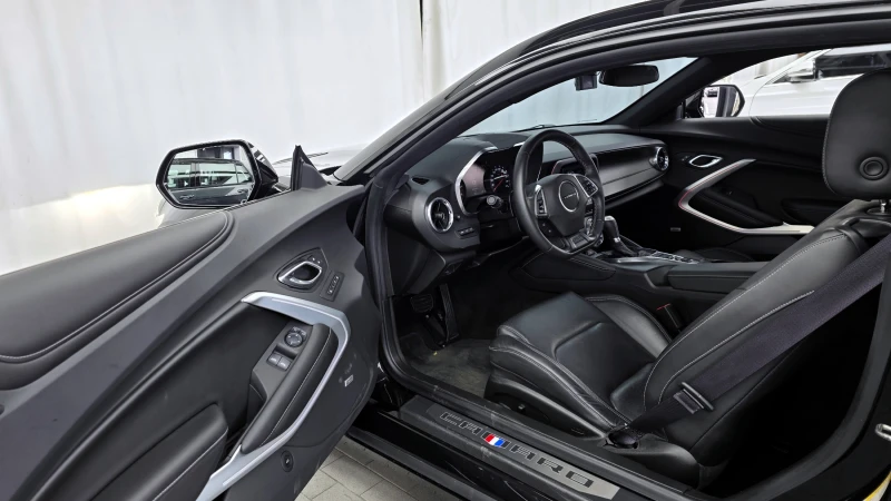 Chevrolet Camaro SS 6.2 V8, снимка 10 - Автомобили и джипове - 52398406