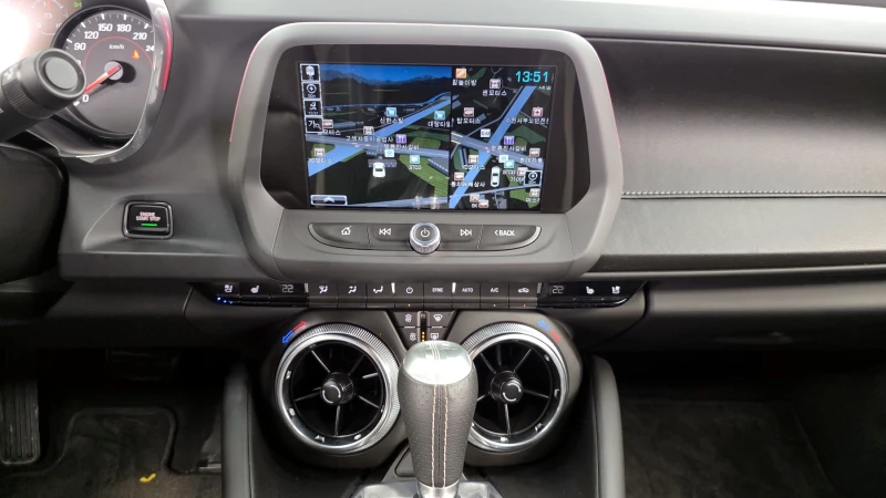 Chevrolet Camaro SS 6.2 V8, снимка 13 - Автомобили и джипове - 52398406