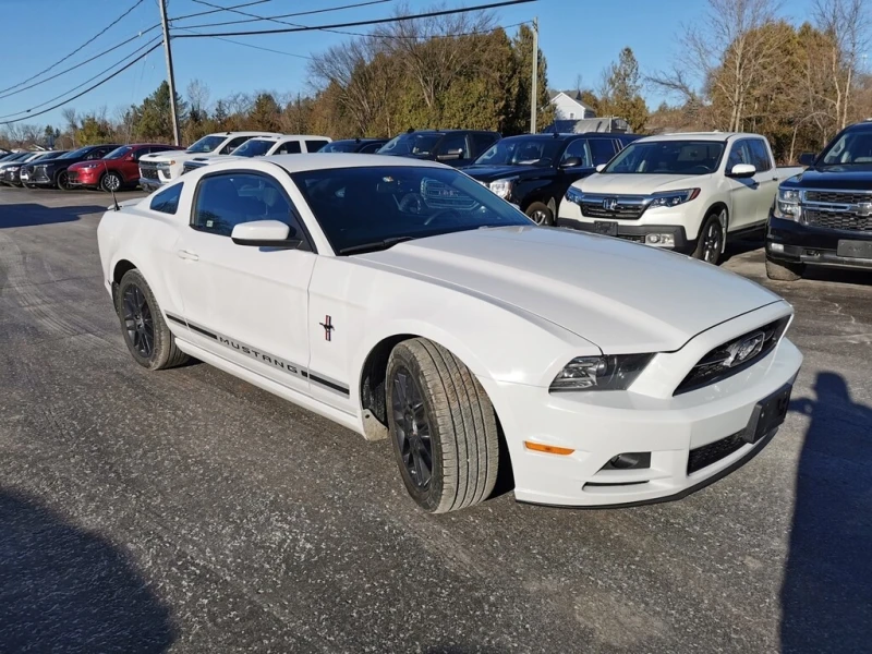 Ford Mustang * * CARFAX * * АВТО КРЕДИТ * * , снимка 3 - Автомобили и джипове - 53014195