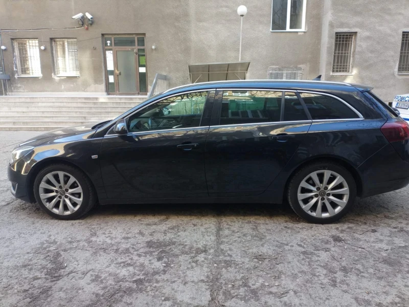 Opel Insignia, снимка 3 - Автомобили и джипове - 53274956