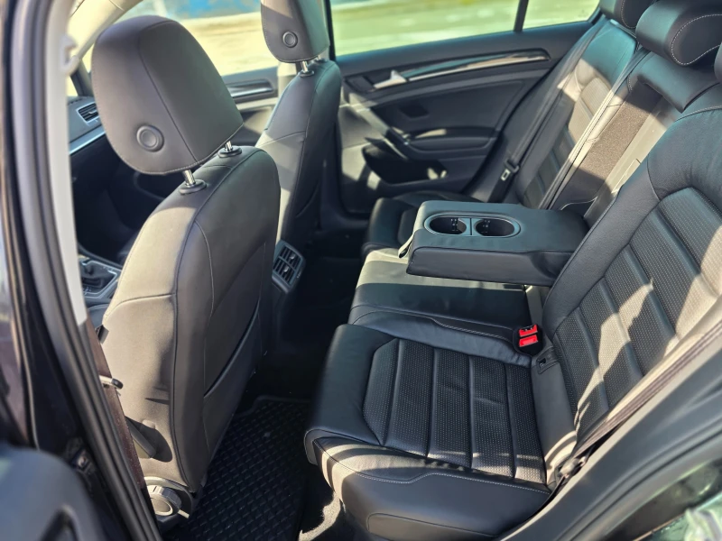 VW Golf R-Line, снимка 13 - Автомобили и джипове - 53540960