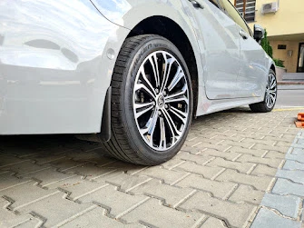 Toyota Corolla 2.0 Hybrid Luxury - Гаранция, снимка 9 - Автомобили и джипове - 54724291