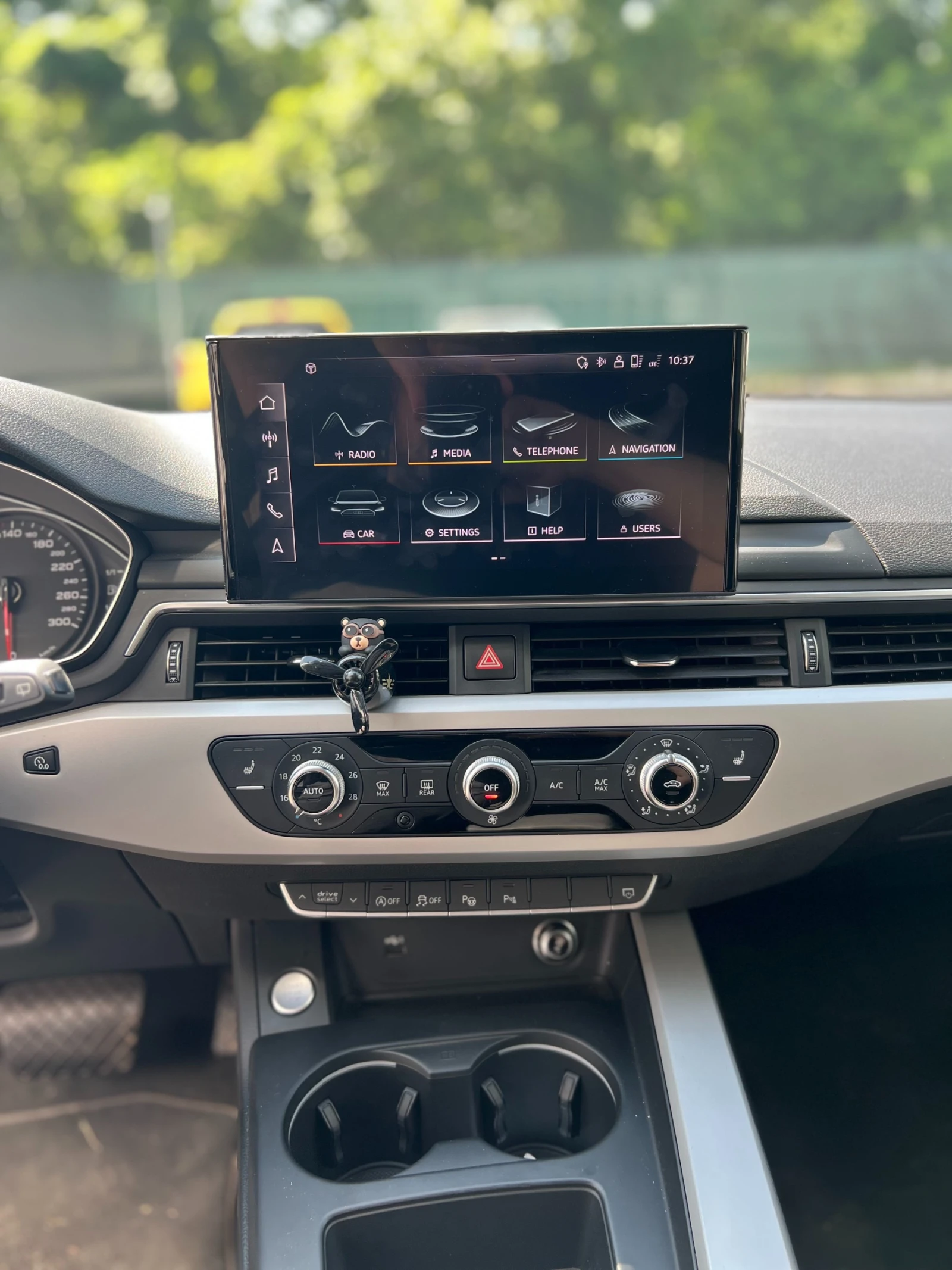 Audi A4 40 TDI 190hp - изображение 10