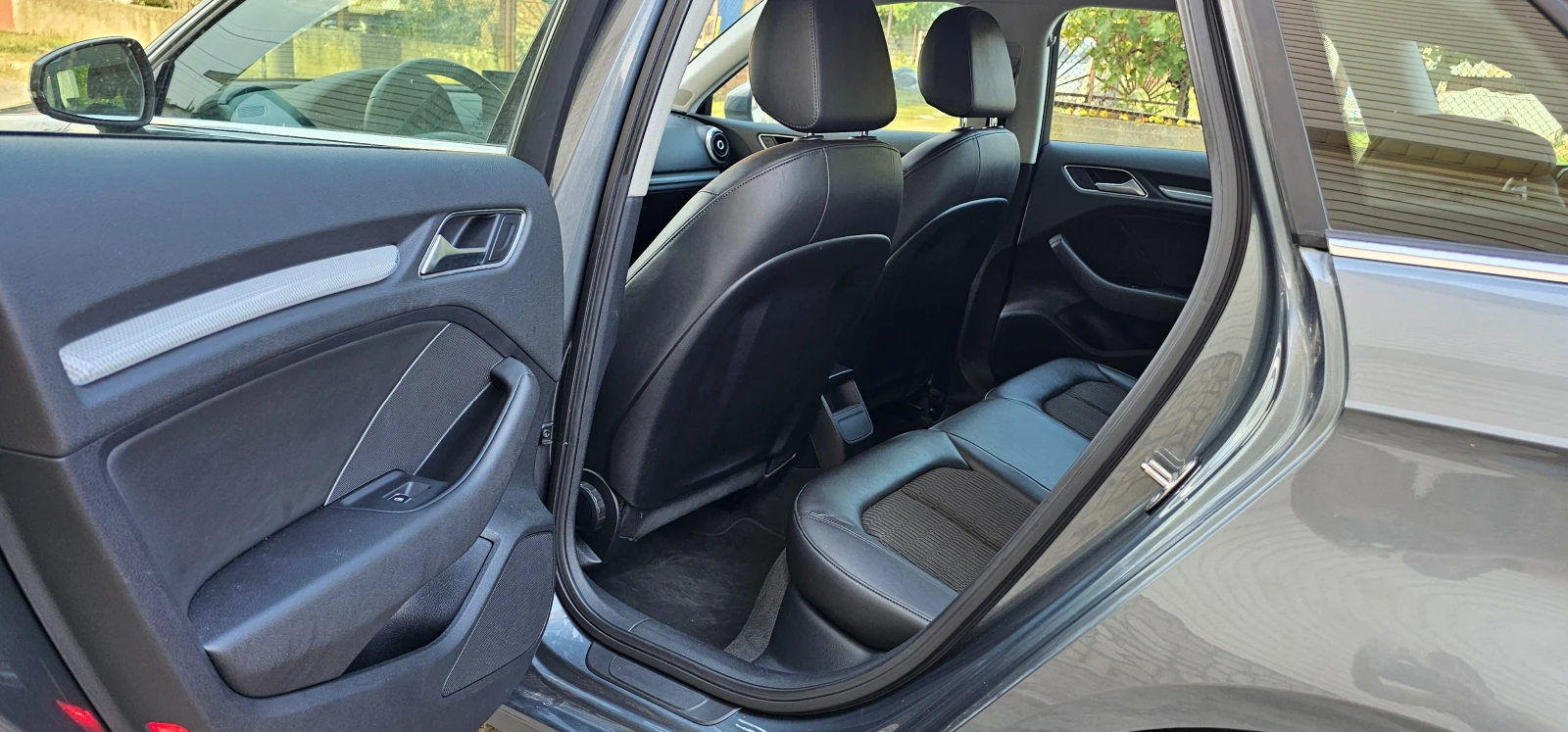 Audi A3 1.6tdi  | Mobile.bg   12