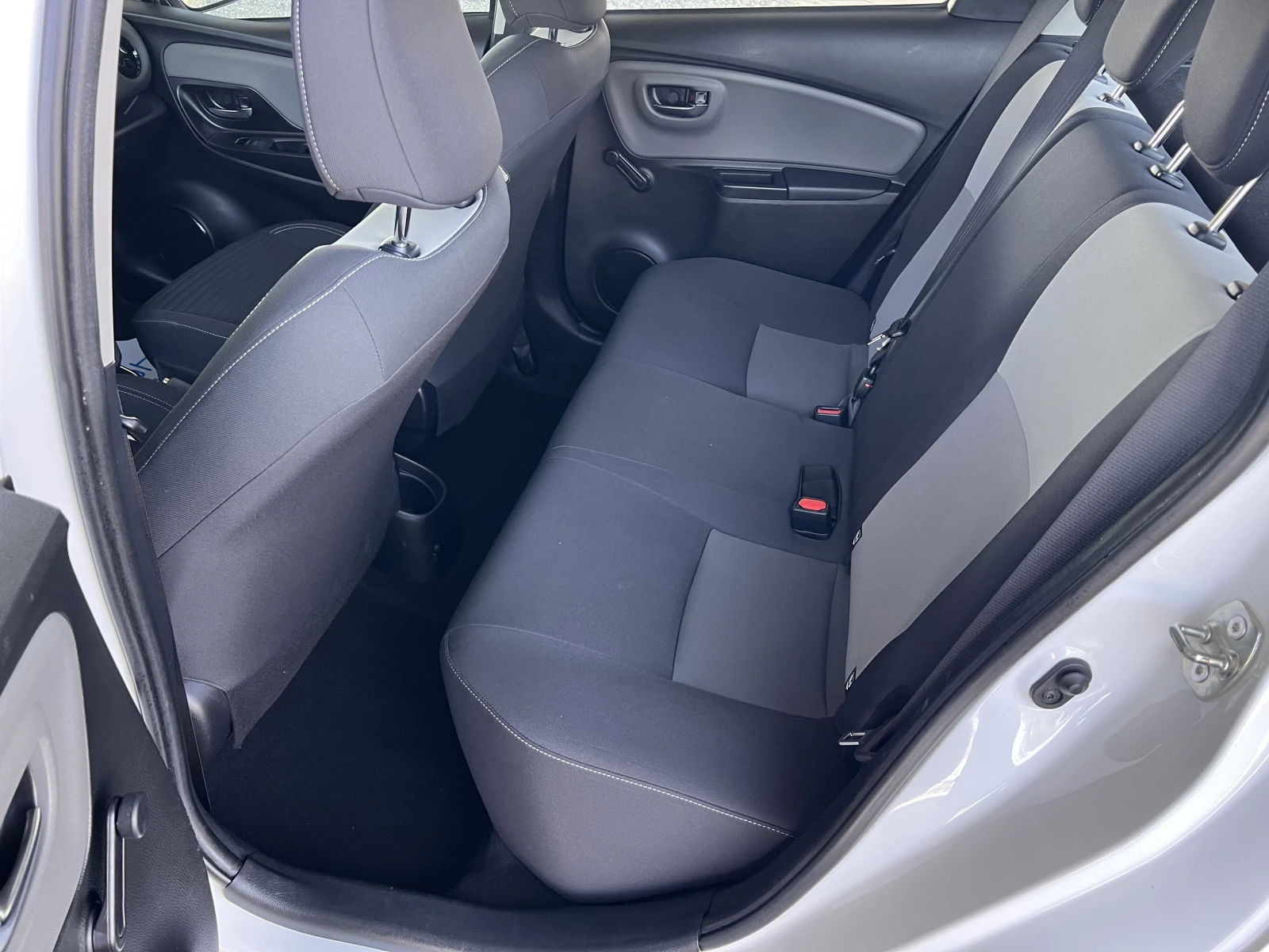 Toyota Yaris LUNA/1.5VVT-I/112k.c./6MT - изображение 9