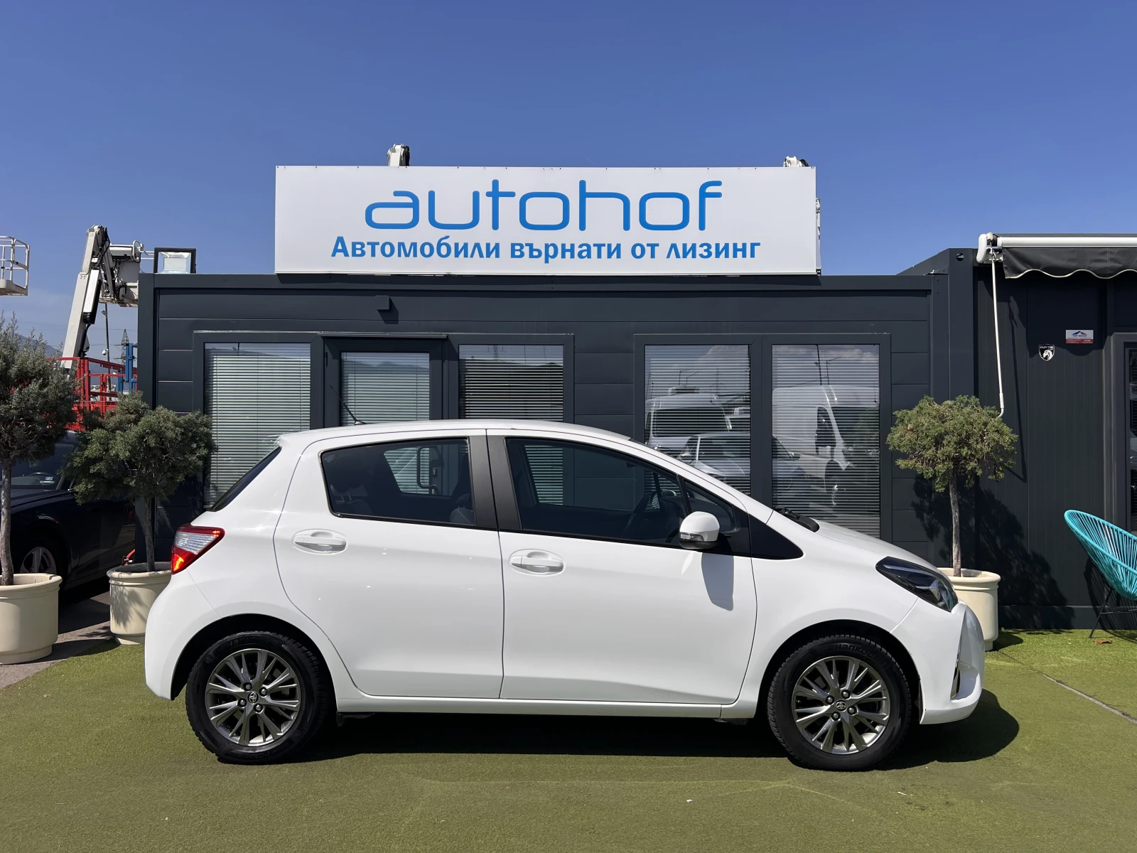 Toyota Yaris LUNA/1.5VVT-I/112k.c./6MT - изображение 5