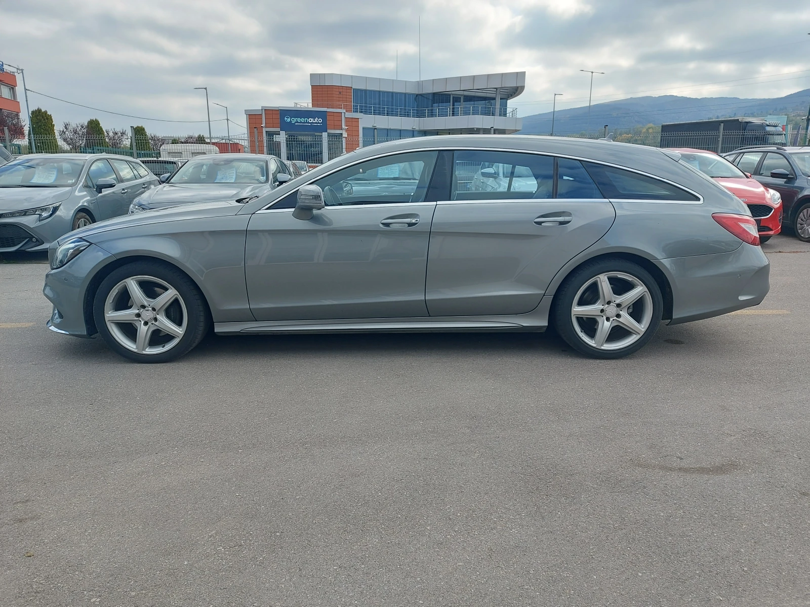 Mercedes-Benz CLS * AMG* 4 MATIC* PREMIUM PLUS* BLUETEC - изображение 4