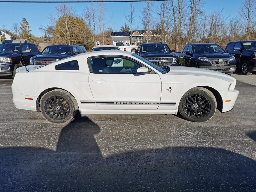 Ford Mustang * * CARFAX * * АВТО КРЕДИТ * *  - изображение 4