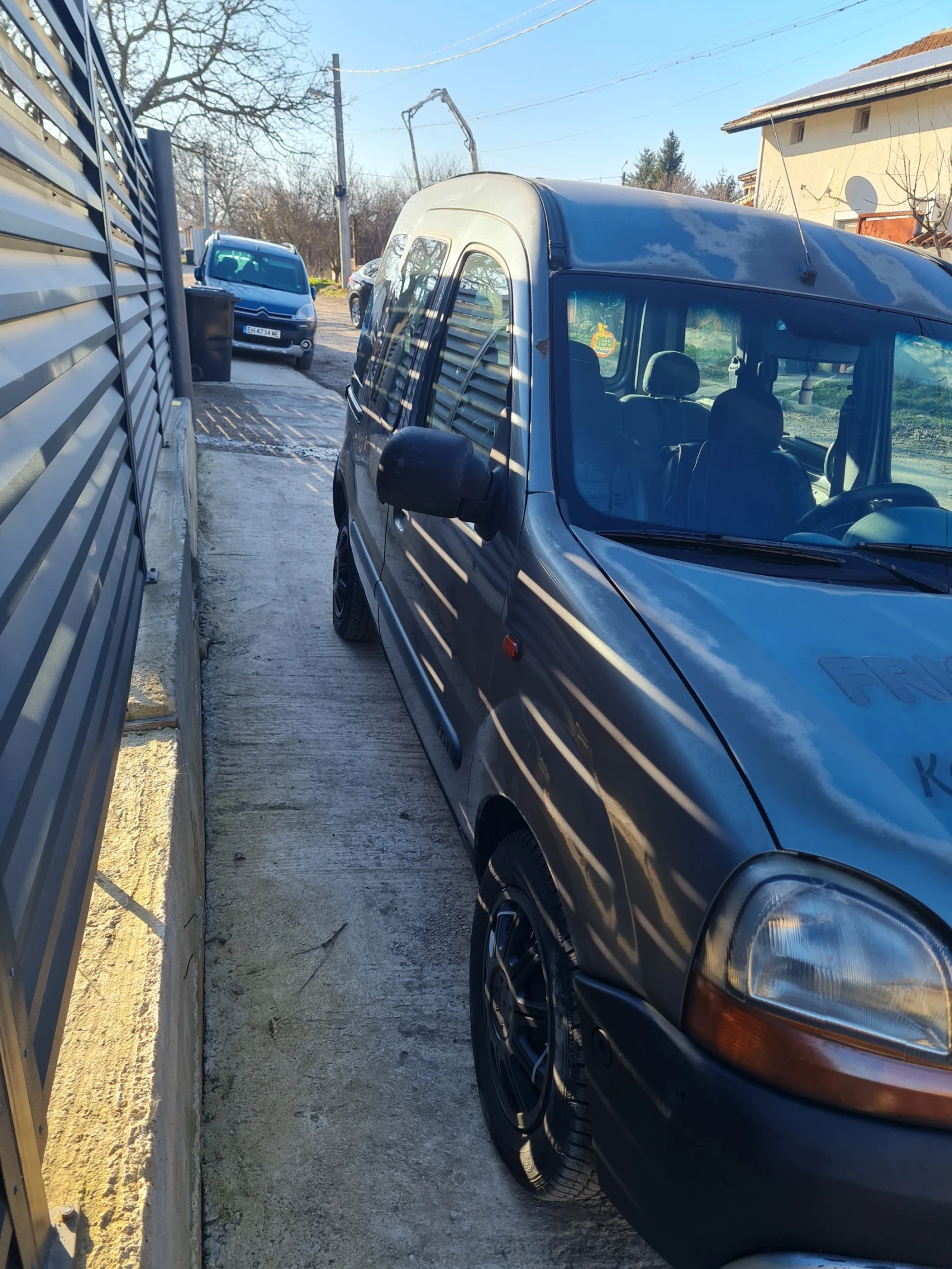 Renault Kangoo 1.9d, снимка 4 - Автомобили и джипове - 53818363