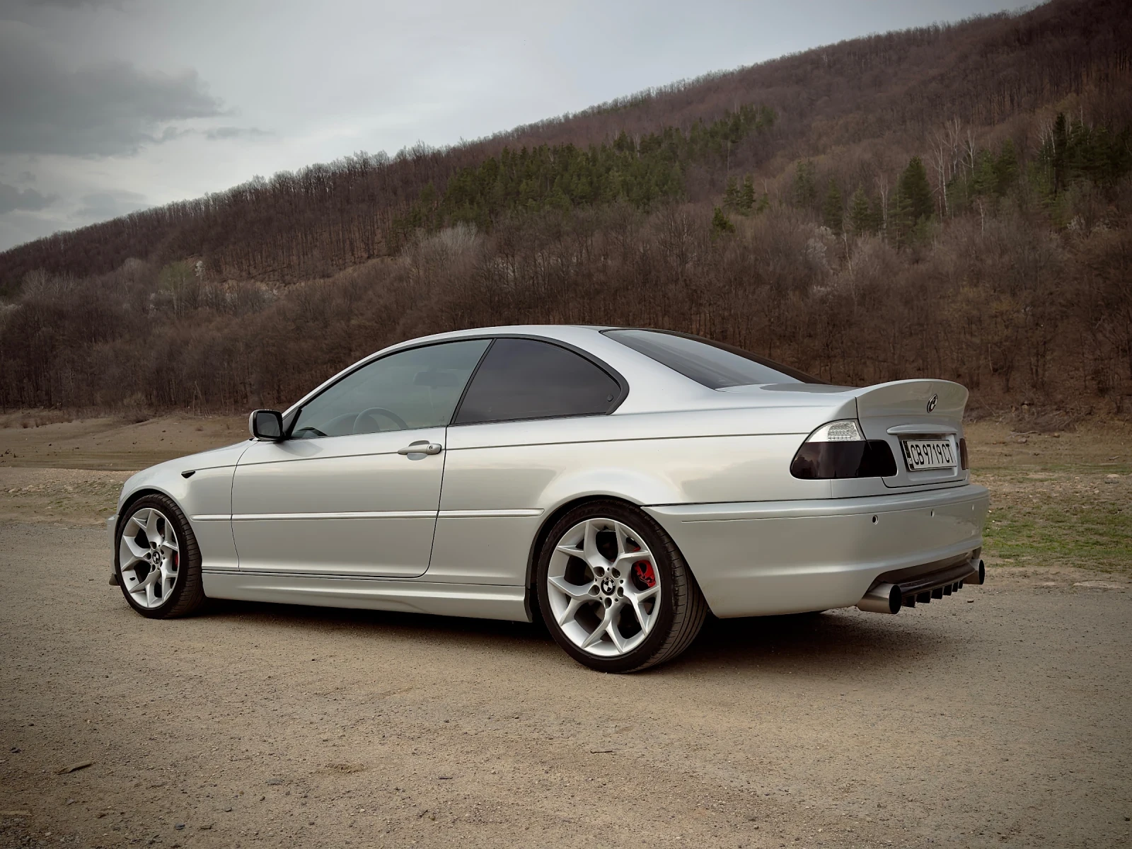 BMW 330, снимка 4 - Автомобили и джипове - 53991648