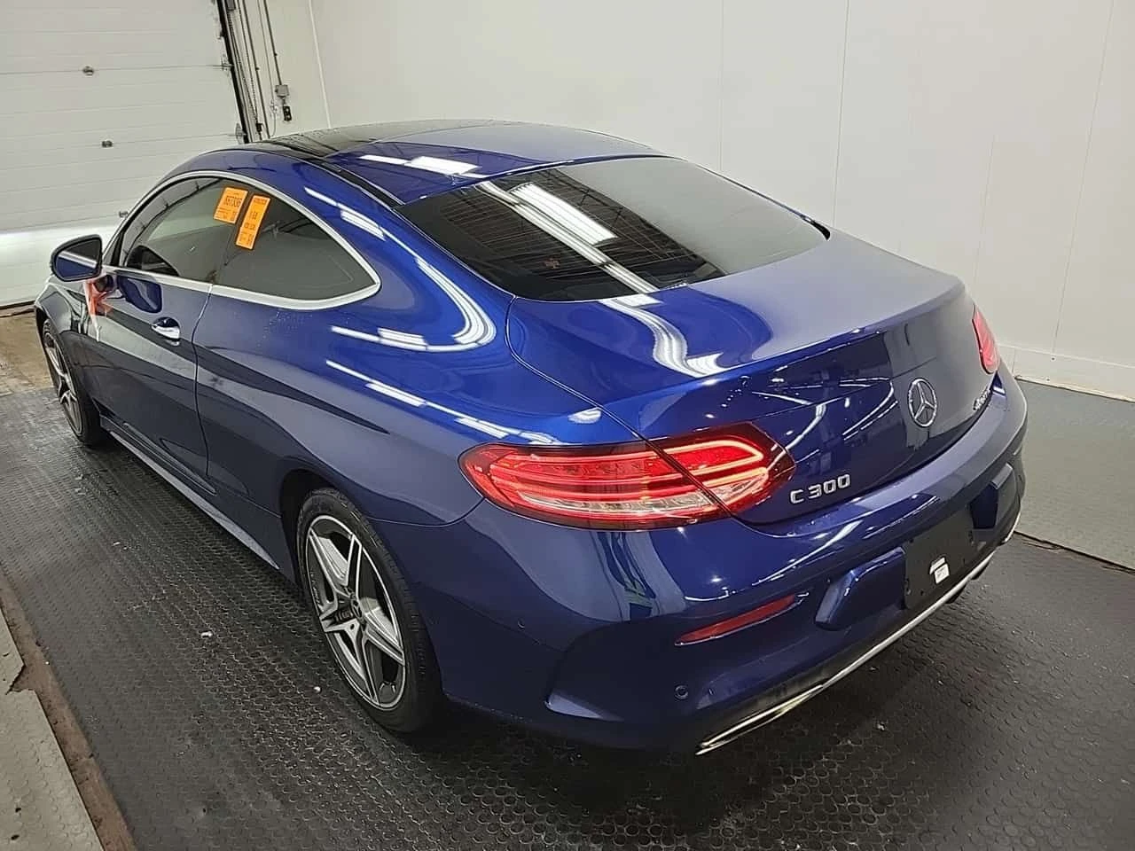 Mercedes-Benz C 300 �������� * BURMESTER * PANO * CARFAX | Mobile.bg � ����������� 4