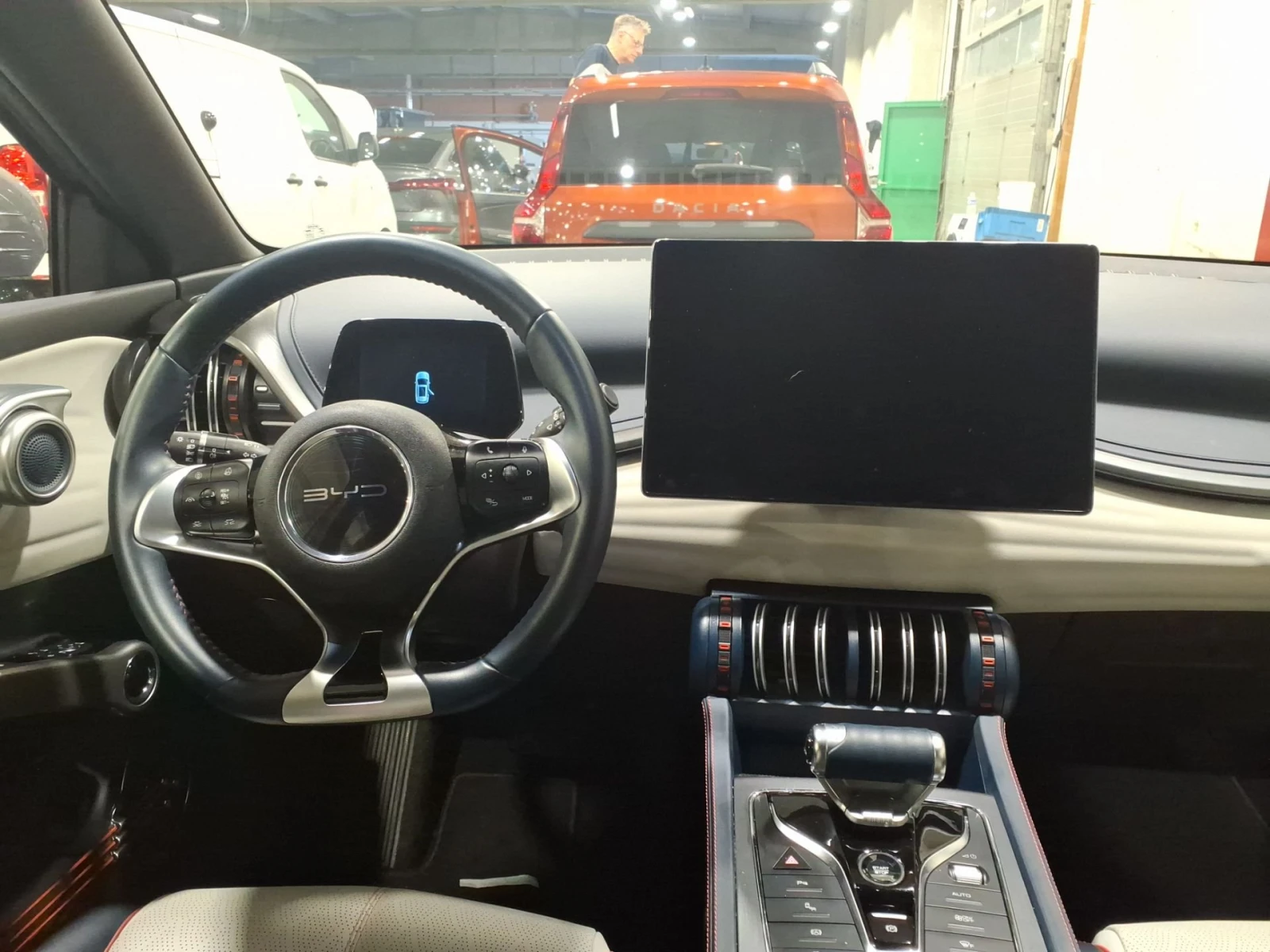 BYD Atto3, снимка 11 - Автомобили и джипове - 55346637