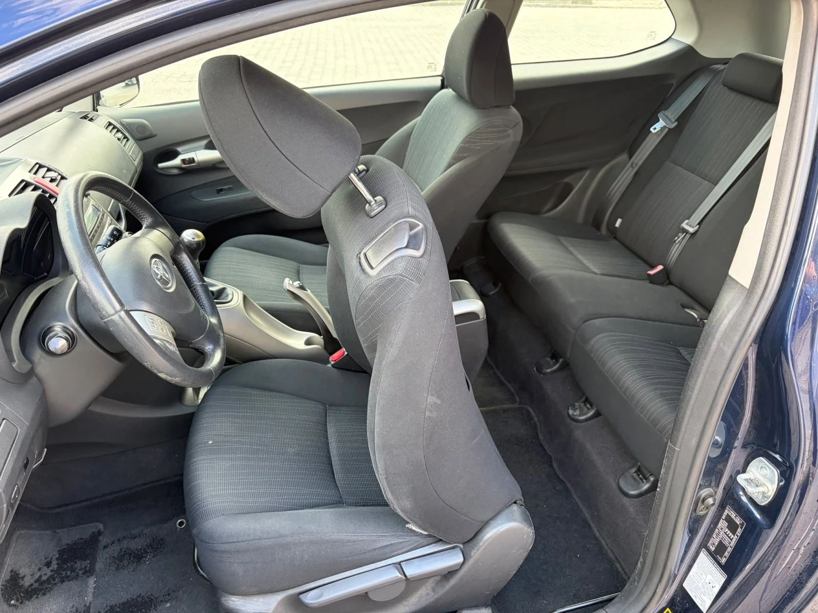 Toyota Auris, снимка 10 - Автомобили и джипове - 55419550