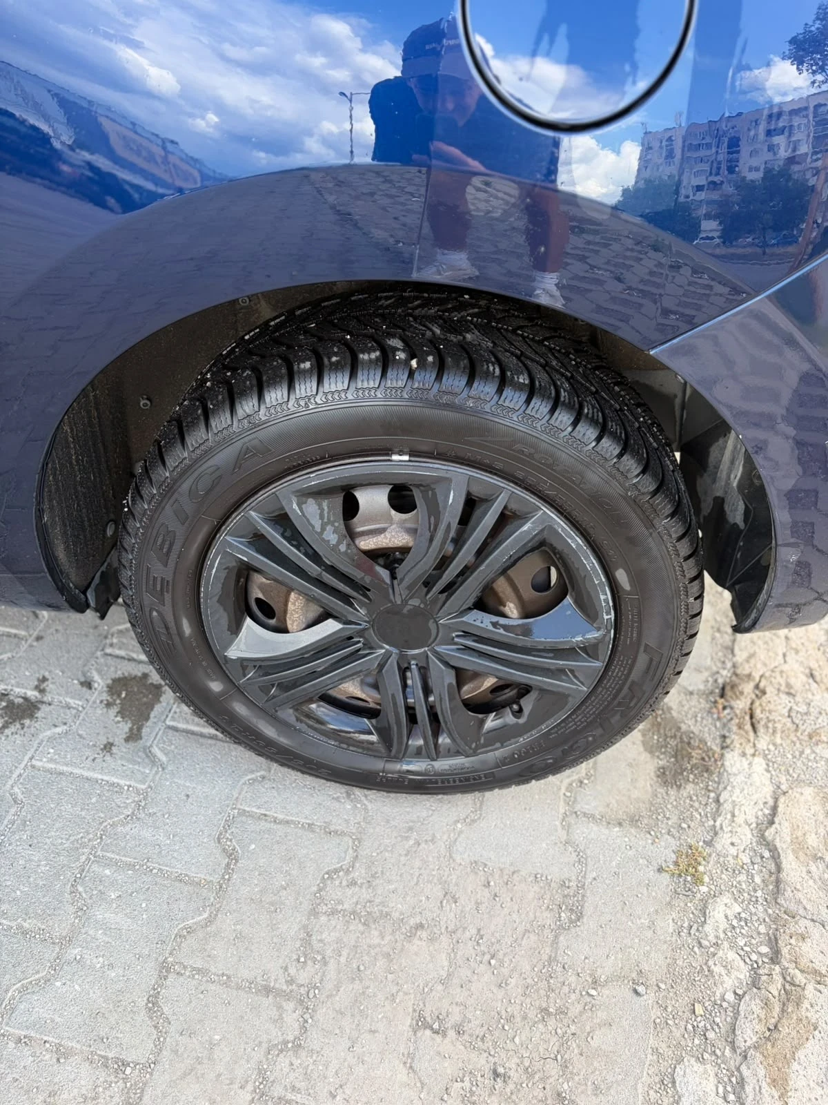 Toyota Auris, снимка 15 - Автомобили и джипове - 55419550