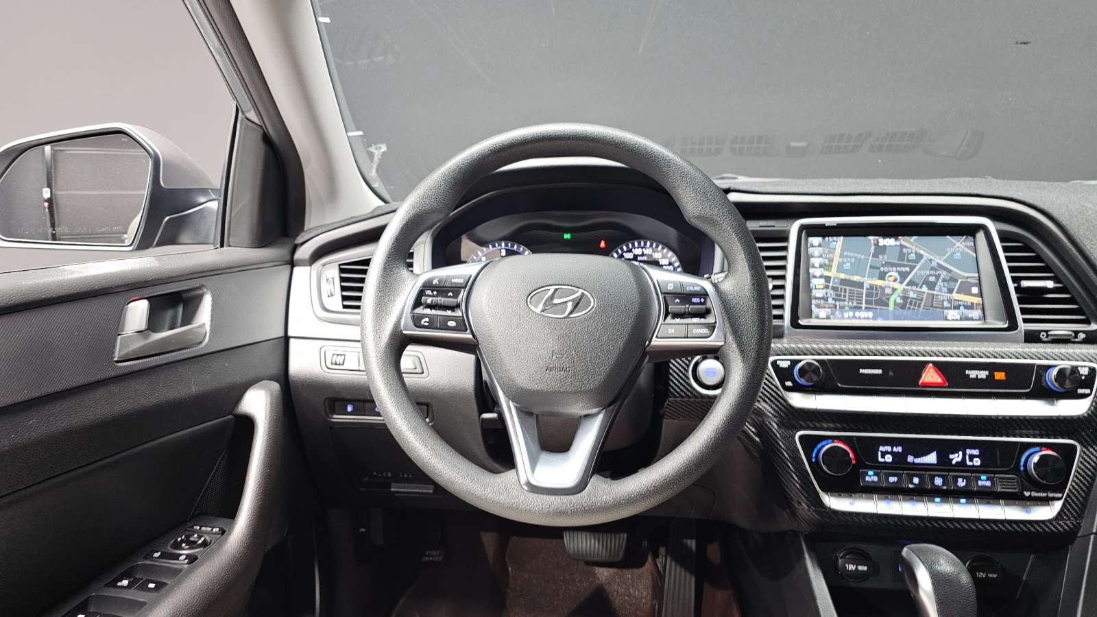 Hyundai Sonata, снимка 9 - Автомобили и джипове - 55599927
