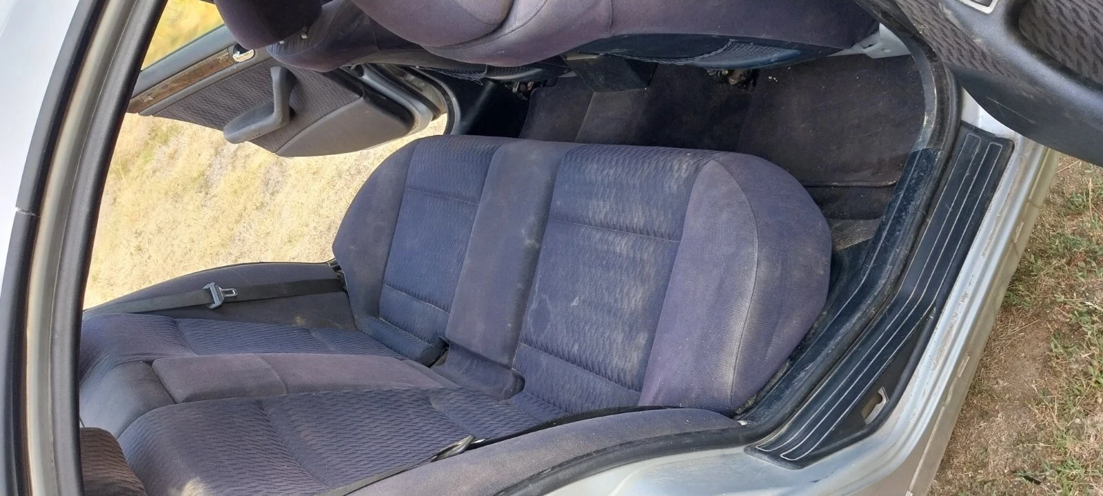 BMW 318, снимка 13 - Автомобили и джипове - 55710389