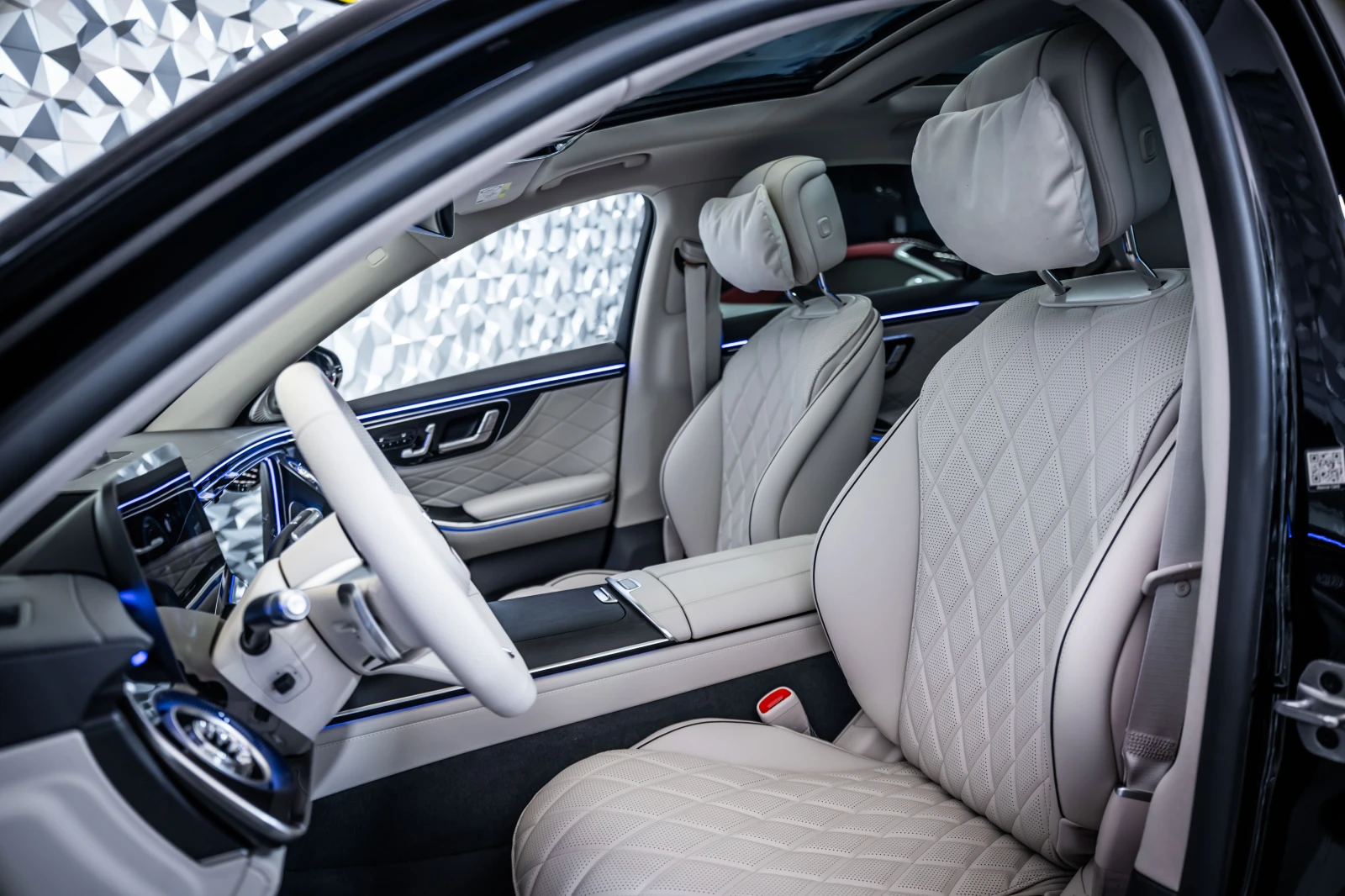 Mercedes-Benz S 450 d L 4M AMG* Pano* Burm* 360, снимка 12 - Автомобили и джипове - 55727362