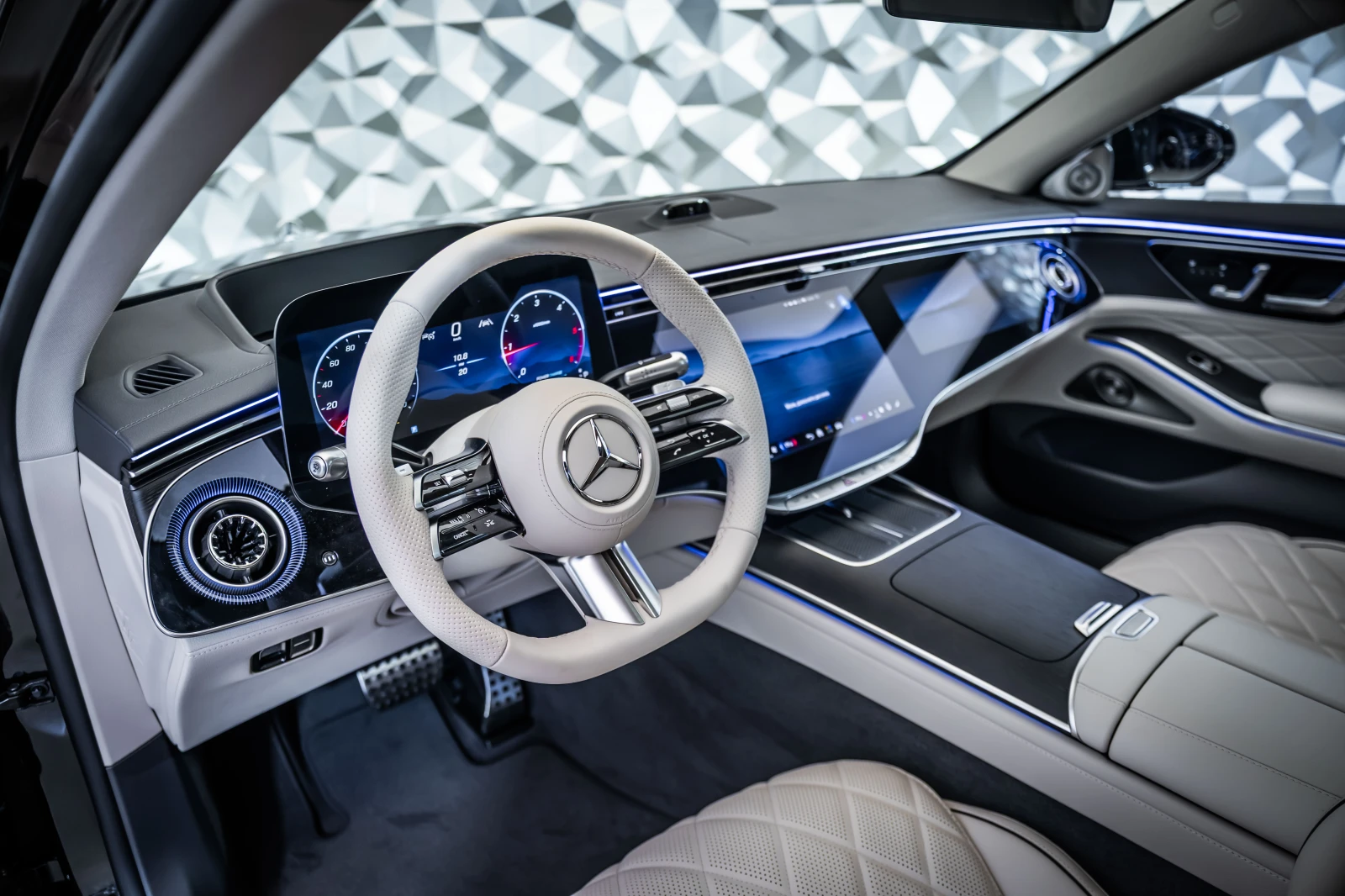 Mercedes-Benz S 450 d L 4M AMG* Pano* Burm* 360, снимка 8 - Автомобили и джипове - 55727362