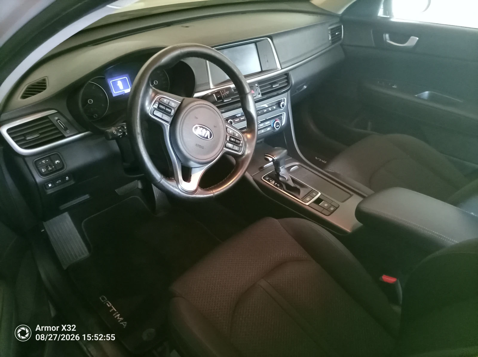 Kia Optima 1.7CRDI, снимка 7 - Автомобили и джипове - 55765609