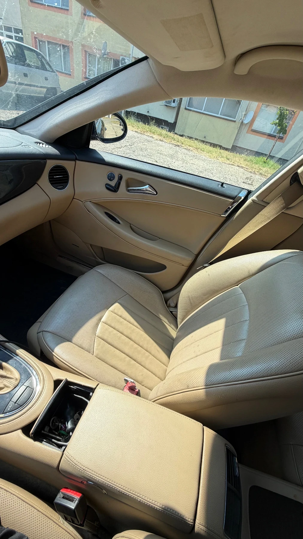 Mercedes-Benz CLS 320, снимка 8 - Автомобили и джипове - 55790561