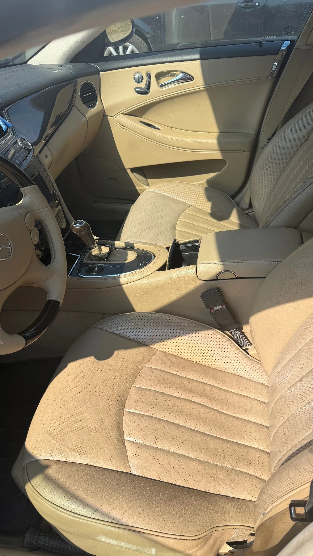 Mercedes-Benz CLS 320, снимка 14 - Автомобили и джипове - 55790561