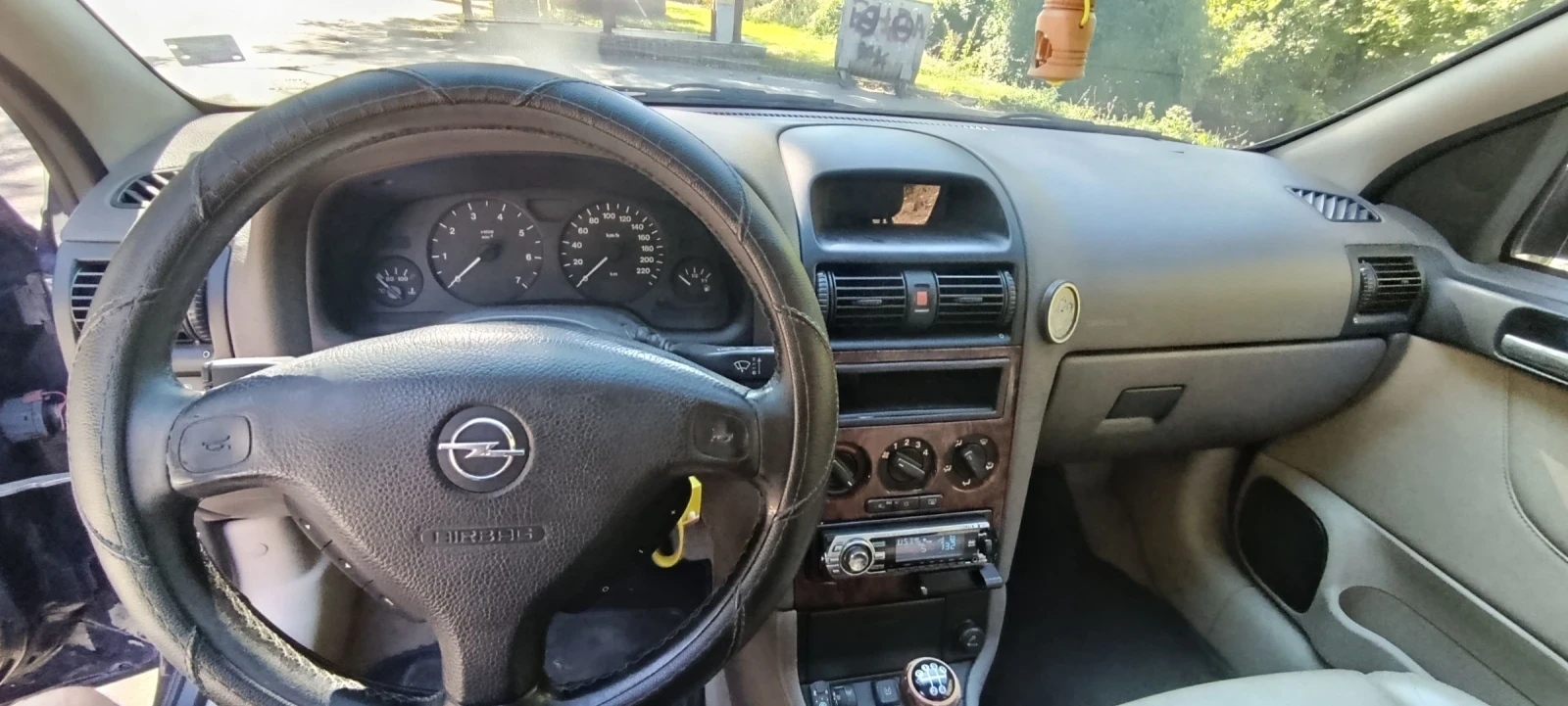 Opel Astra Edition 2000, снимка 8 - Автомобили и джипове - 55995010