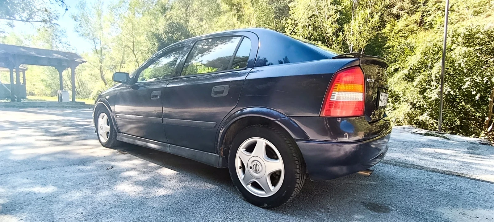 Opel Astra Edition 2000, снимка 5 - Автомобили и джипове - 55995010