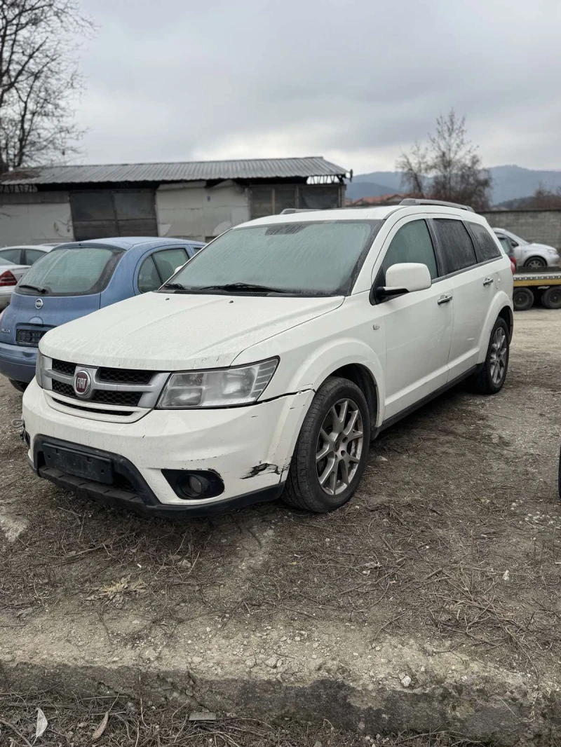 Fiat Freemont 2.0, 170HP, снимка 1 - Автомобили и джипове - 49060429