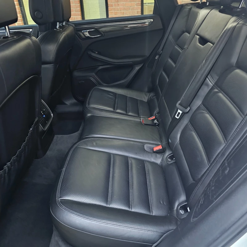 Porsche Macan Turbo, снимка 10 - Автомобили и джипове - 52526718